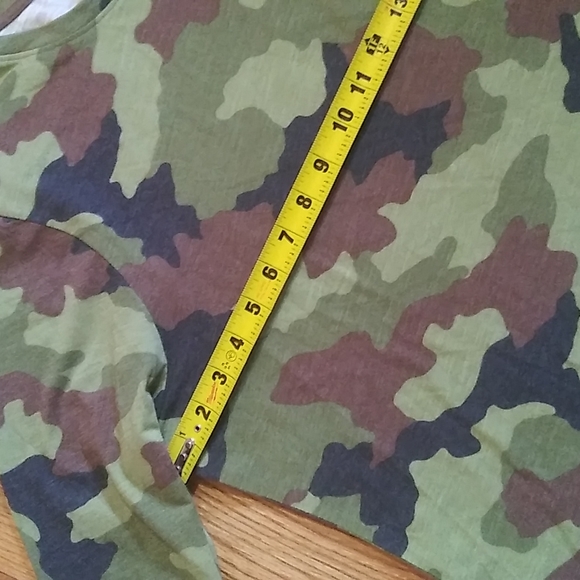 New Lane Bryant long sleeve tee. - Picture 8 of 14